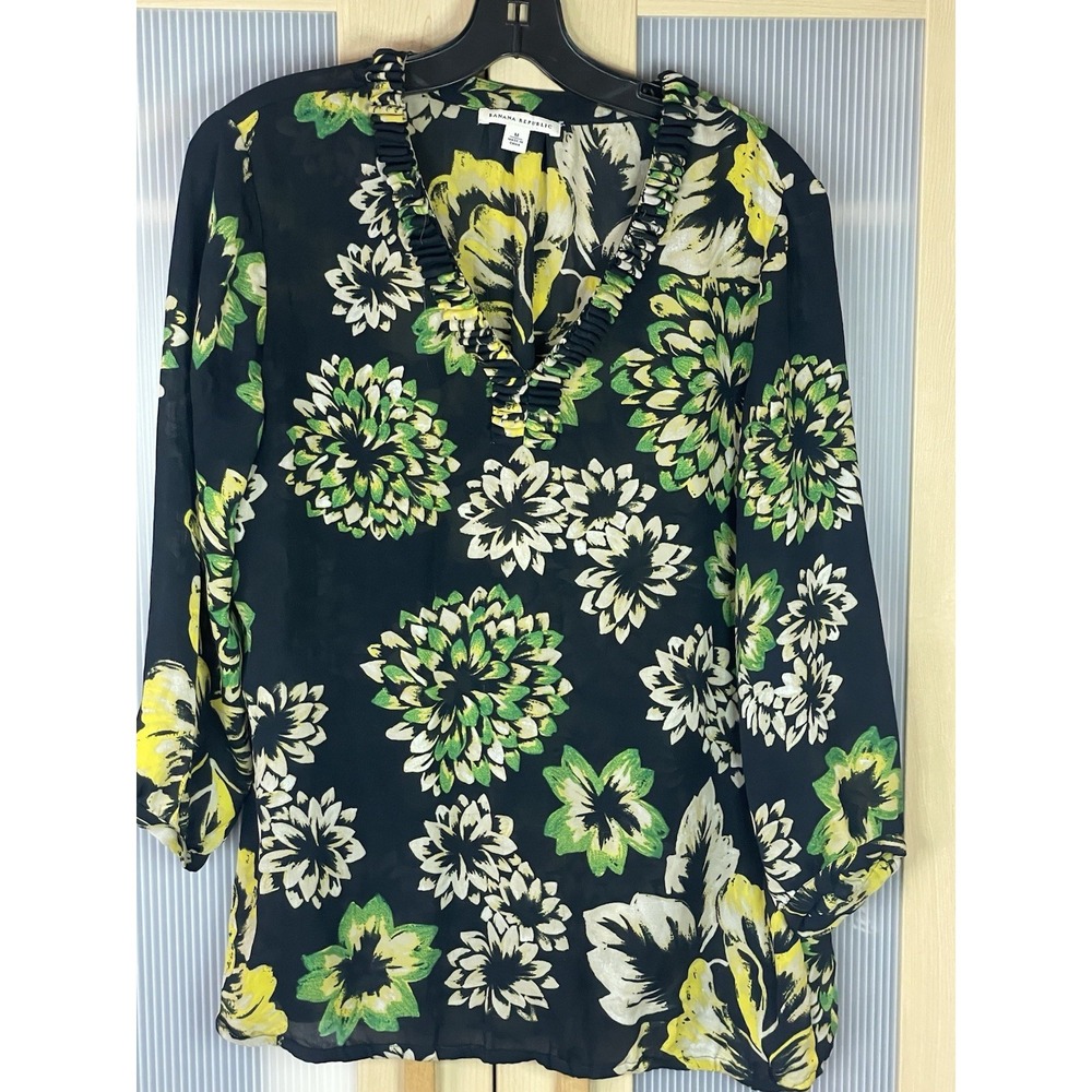 Banana Republic Women's Blouse Sz M Sheer Blue Floral Chiffon Career Party Boho